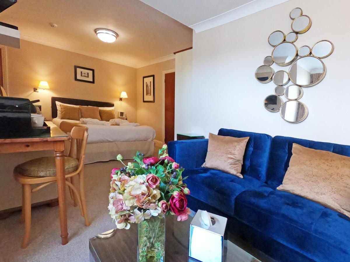 טורקוואי Riviera Lodge Hotel מראה חיצוני תמונה