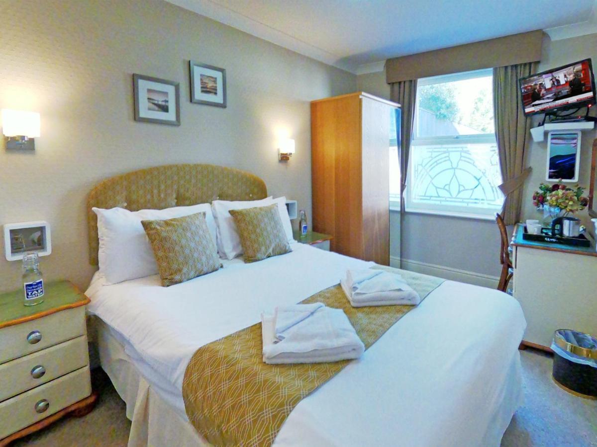 טורקוואי Riviera Lodge Hotel מראה חיצוני תמונה
